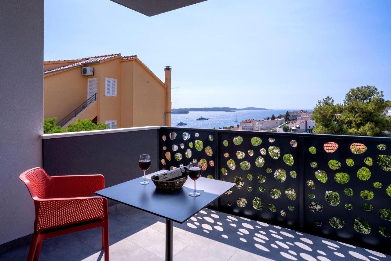 Sun&Lux Resort - Hvar Hvar Town Extérieur photo