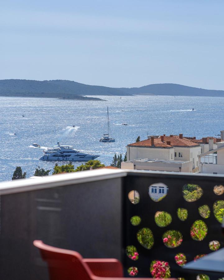 Sun&Lux Resort - Hvar Hvar Town Extérieur photo